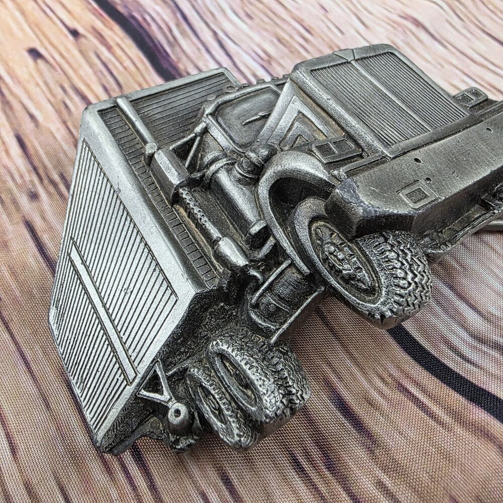 Vintage 1978 Indiana Metal Craft Truck Belt Buckle Semi Tractor Pewter USA - Picture 3 of 10